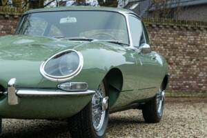 Afbeelding 30/50 van Jaguar E-Type 4.2 (1967)