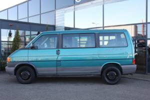 Imagen 6/8 de Volkswagen T4 Multivan 2.5 (1995)