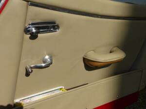 Image 76/174 of Jaguar XK 150 3.4 S OTS (1958)