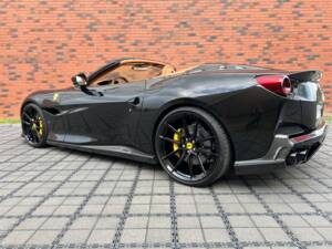 Image 12/37 of Ferrari Portofino (2019)