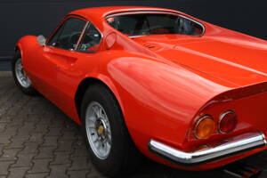 Image 30/35 of Ferrari Dino 246 GT (1972)
