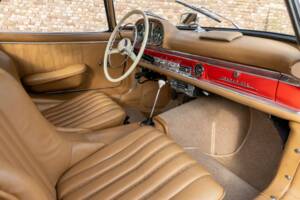Image 43/50 of Mercedes-Benz 300 SL Roadster (1957)
