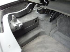 Image 71/97 de Mercedes-Benz SL 55 AMG (2003)