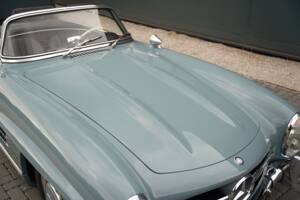 Image 30/43 of Mercedes-Benz 300 SL Roadster (1960)