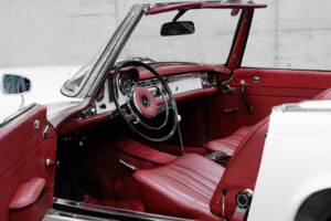 Immagine 17/40 di Mercedes-Benz 230 SL (1966)