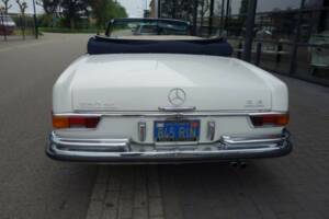 Bild 7/22 von Mercedes-Benz 280 SE 3,5 (1971)