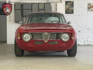 Imagen 2/68 de Alfa Romeo Giulia 1600 Sprint GT Veloce (1966)