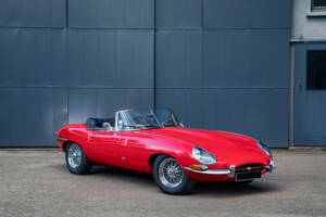 Afbeelding 2/11 van Jaguar E-Type 3.8 Flat Floor (1962)