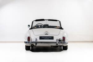 Bild 5/27 von Mercedes-Benz 190 SL (1961)