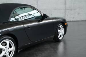 Bild 30/50 von Porsche 911 Carrera (1998)