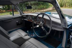 Image 40/64 of Aston Martin DB 2/4 Mk II (1957)