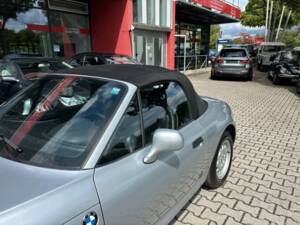 Bild 12/23 von BMW Z3 Roadster 1,8 (1998)