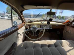 Image 28/46 of Packard Deluxe Eight Club Sedan (1949)