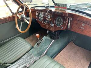 Image 72/82 of Jaguar XK 140 DHC (1956)