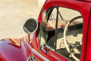 Immagine 38/50 di Renault 4 CV Décapotable (1957)