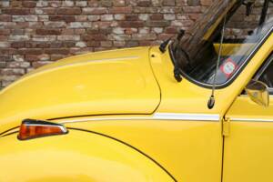 Image 16/50 de Volkswagen Beetle 1303 (1975)