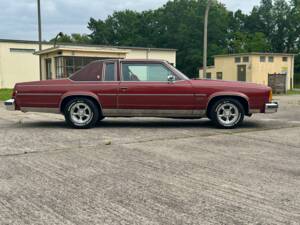 Bild 4/20 von Oldsmobile Delta 88 Royale (1978)