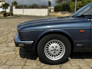 Imagen 10/33 de Jaguar XJ6 3.2 (1990)