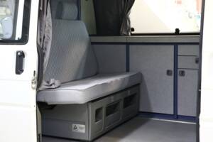 Bild 29/55 von Volkswagen T4 California Coach 1.9 TD (1994)