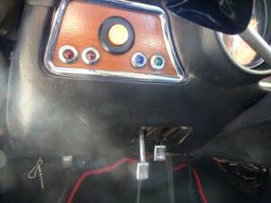 Image 37/50 de Alfa Romeo 1750 GT Veloce (1971)