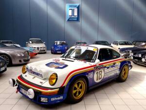 Image 2/92 of Porsche 911 SC 3.0 (1979)