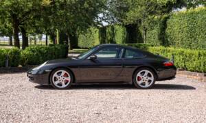 Afbeelding 2/43 van Porsche 911 Carrera 4 (1999)