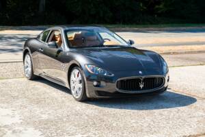 Bild 9/37 von Maserati GranTurismo S (2010)