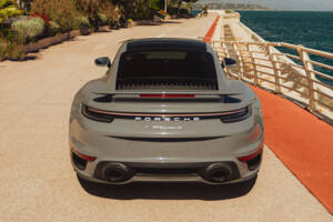 Image 3/13 of Porsche 911 Turbo S (2024)