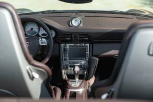 Bild 15/50 von Porsche 911 Turbo (2008)