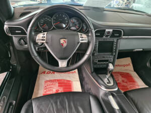 Imagen 11/15 de Porsche 911 Carrera 4S (2007)