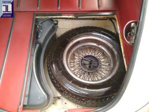 Bild 37/54 von Jaguar E-Type 4.2 (1967)