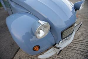 Image 25/38 de Citroën 2 CV 6 (1988)