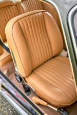 Image 20/28 of Aston Martin DB 6 Mk II (1970)