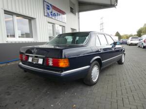 Bild 4/21 von Mercedes-Benz 300 SE (1990)