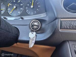 Imagen 23/50 de Mercedes-Benz 200 D (1982)