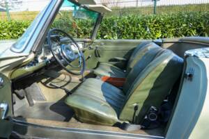 Bild 21/50 von Mercedes-Benz 230 SL (1967)