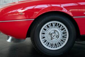 Image 6/50 of Alfa Romeo Montreal (1973)