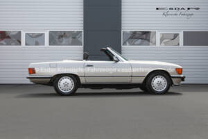 Bild 5/32 von Mercedes-Benz 500 SL (1988)