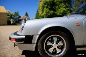 Image 27/42 de Porsche 911 2.7 (1974)