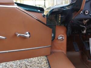 Bild 32/43 von Jaguar E-Type 4.2 (1967)