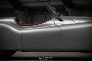 Image 21/29 de Jaguar XK 120 OTS (1950)