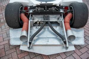 Image 22/28 of Lola T711 (1984)