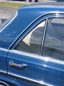 Afbeelding 4/12 van Mercedes-Benz 250 SE (1967)