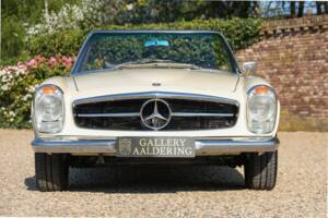 Image 5/50 of Mercedes-Benz 250 SL (1967)