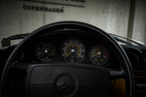 Image 48/89 of Mercedes-Benz 560 SL (1986)