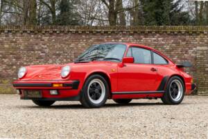 Bild 43/50 von Porsche 911 Carrera 3.2 (1988)