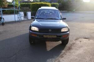 Image 43/55 de Toyota RAV4 (1995)