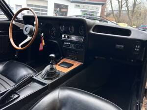 Image 19/35 of Opel GT 1900 (1970)