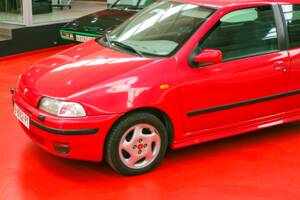 Image 14/39 of FIAT Punto GT (1995)