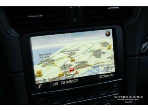 Image 22/34 of Porsche 911 Turbo S (2015)